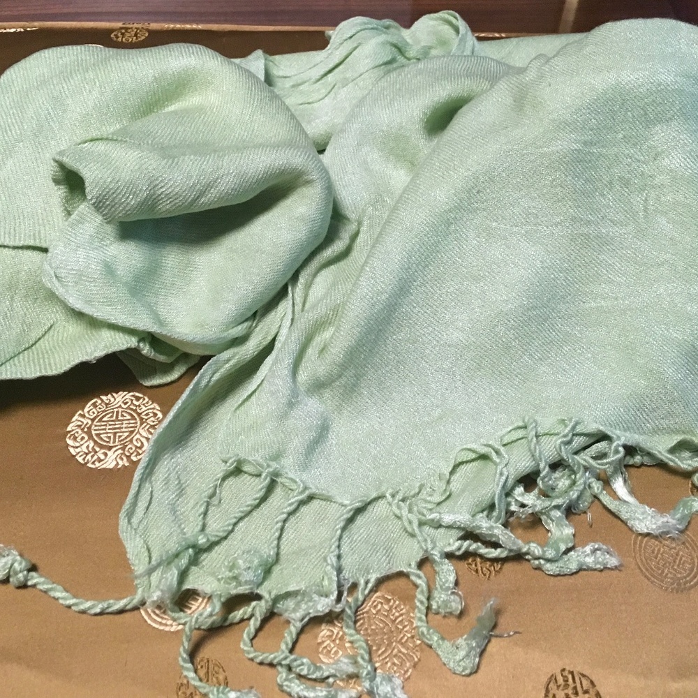 Pistachio Pashima Scarf